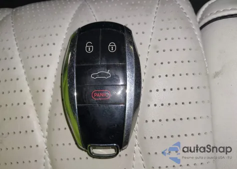 2022 Bentley Flying Spur V8 z USA, uszkodzony, nr VIN SCBBG6ZG6NC091386